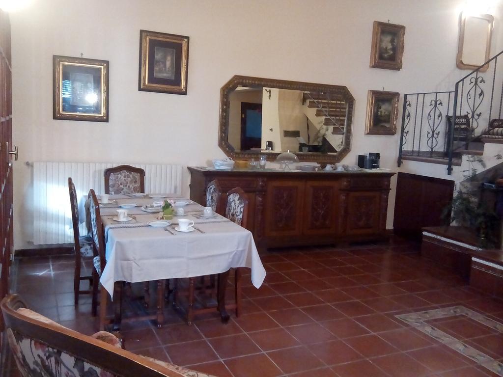 B&B Eleonora Palermo Bagian luar foto