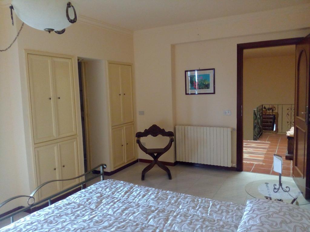 B&B Eleonora Palermo Bagian luar foto